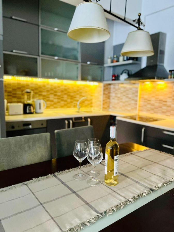 My Home In Prishtina - Spacious & Cozy 2Br Apartment With Balcony Pristina Extérieur photo